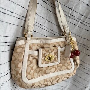 vintage Coach Cricket shoulder bag